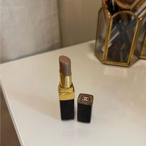 CHANEL Rouge Coco Flash in #54 Boy